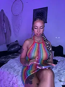 CheekyChels online show from March 14, 2025, 10:27 pm