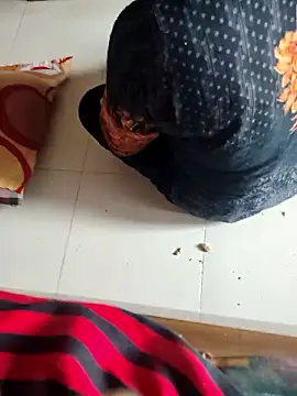 Horny Desi Girl online show from September 11, 2025, 9:20 am