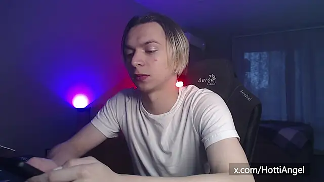 Snapshot of leon_yuugen chatting on September 19, 2025, 3:05 pm leon yuugen online show from September 19, 2025, 3:05 pm