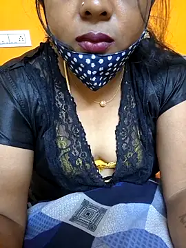 Snapshot of kanikasree chatting on March 18, 2025, 2:17 pm kanikasree online show from March 18, 2025, 2:17 pm