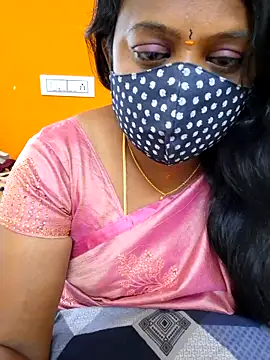 Snapshot of kanikasree chatting on February 23, 2025, 11:22 am kanikasree online show from February 23, 2025, 11:22 am