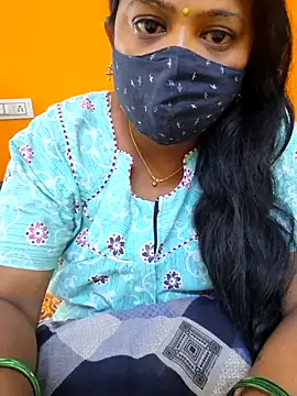 Snapshot of kanikasree chatting on September 20, 2025, 10:31 am kanikasree online show from September 20, 2025, 10:31 am