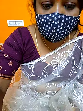 Snapshot of kanikasree chatting on February 14, 2025, 6:40 pm kanikasree online show from February 14, 2025, 6:40 pm