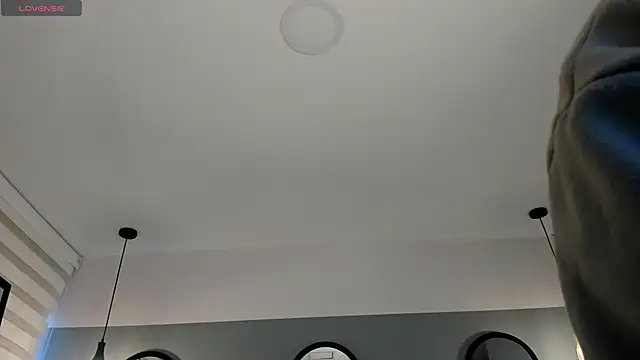 chelsea bolton  online show from February 22, 2026, 1:02 pm