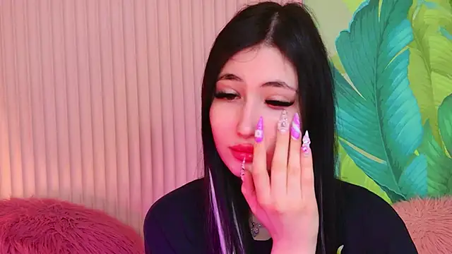 EmmaLawrens online show from March 28, 2026, 10:38 am