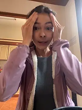 Aleska Miami online show from September 22, 2025, 1:50 pm