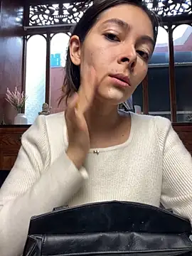 Aleska Miami online show from May 25, 2026, 7:23 pm