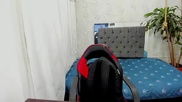 blondie lover69 online show from September 25, 2025, 9:21 pm