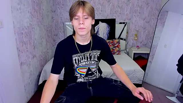 blondie lover69 online show from September 22, 2025, 8:15 pm