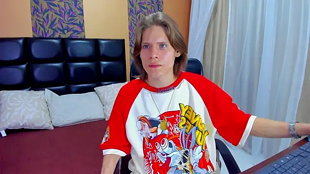 Snapshot of blondie_lover69 chatting on February 4, 2025, 7:33 pm blondie lover69 online show from February 4, 2025, 7:33 pm