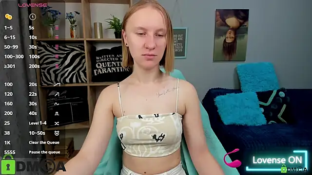 Snapshot of BeautyBlondy chatting on October 9, 2025, 6:03 am BeautyBlondy online show from October 9, 2025, 6:03 am