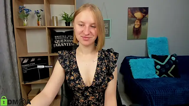 Snapshot of BeautyBlondy chatting on October 6, 2025, 5:52 am BeautyBlondy online show from October 6, 2025, 5:52 am