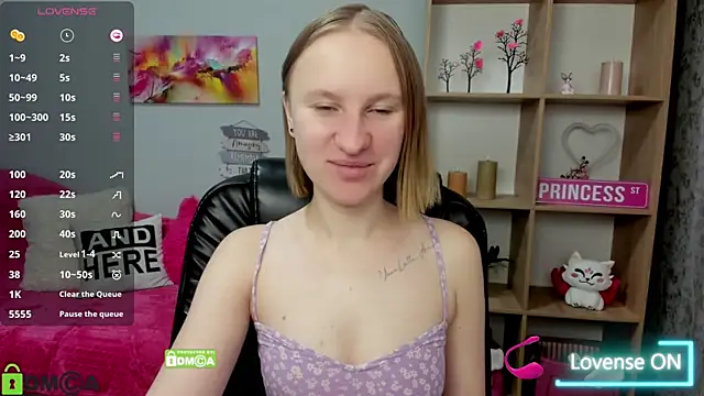 Snapshot of BeautyBlondy chatting on October 15, 2025, 6:00 am BeautyBlondy online show from October 15, 2025, 6:00 am