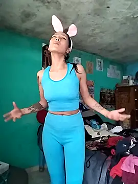 Cleo Hott online show from October 23, 2025, 7:12 pm