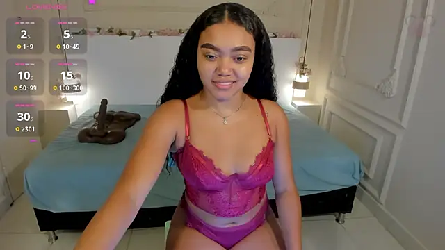 JasmineRose7 online show from September 12, 2025, 12:05 pm