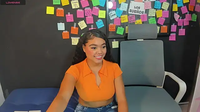 Snapshot of JasmineRose7 chatting on November 25, 2025, 7:58 pm JasmineRose7 online show from November 25, 2025, 7:58 pm