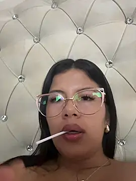 sweet dania  online show from January 11, 2026, 11:22 pm