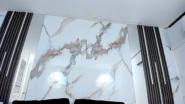 Snapshot of Kim_Lennon chatting on October 16, 2025, 12:57 pm Kim Lennon online show from October 16, 2025, 12:57 pm