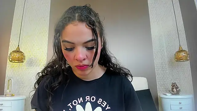 Snapshot of Kim_Lennon chatting on October 12, 2025, 11:55 am Kim Lennon online show from October 12, 2025, 11:55 am