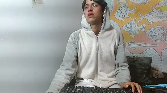 boysLittle online show from February 17, 2025, 3:22 pm