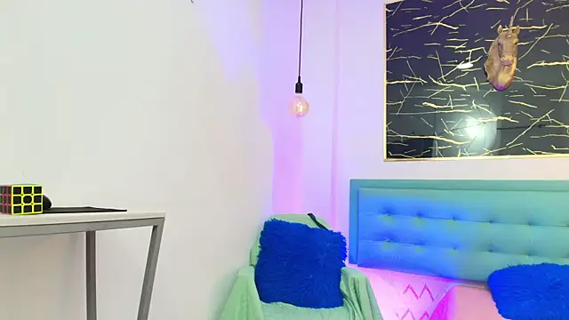 gabriela cortez online show from September 25, 2025, 12:22 pm