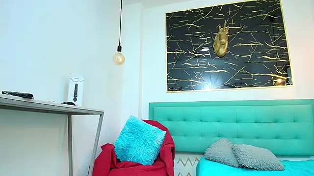 gabriela cortez online show from October 13, 2025, 2:07 pm