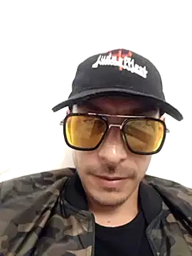 Snapshot of tony-camargo chatting on January 15, 2025, 2:17 am tony-camargo online show from January 15, 2025, 2:17 am