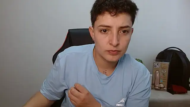 alex parker07 online show from October 30, 2025, 9:33 pm