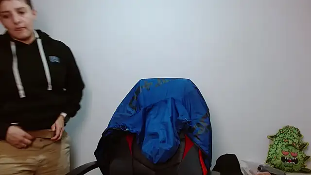 alex parker07 online show from October 8, 2025, 12:23 am