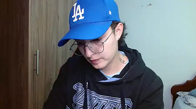 alex parker07 online show from January 22, 2025, 8:28 pm