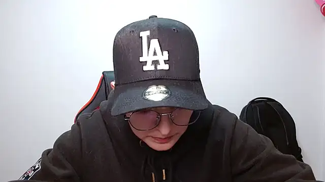 alex parker07 online show from October 15, 2025, 1:04 am