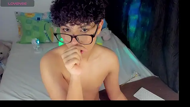 dani angels   online show from September 18, 2025, 7:17 pm