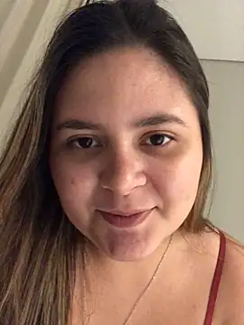 julinha2311 online show from February 14, 2025, 12:51 am