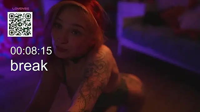 Snapshot of vse_sukki chatting on October 1, 2025, 3:11 am vse sukki online show from October 1, 2025, 3:11 am