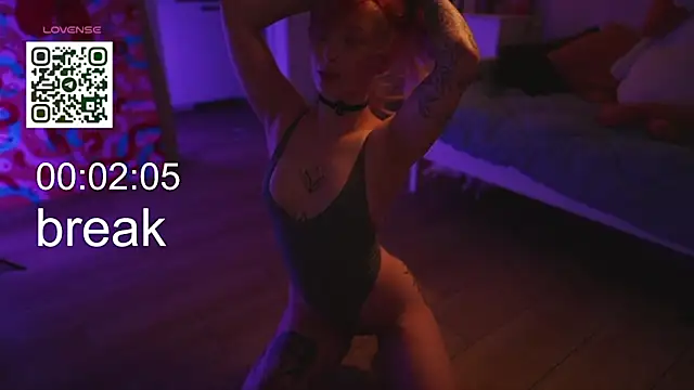 Snapshot of vse_sukki chatting on October 7, 2025, 4:02 am vse sukki online show from October 7, 2025, 4:02 am