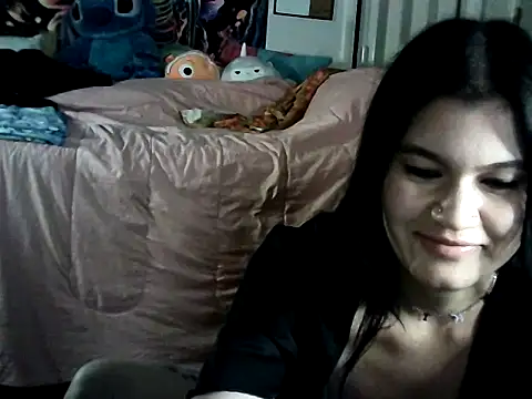 nikkikittyx3 online show from January 24, 2025, 7:41 am