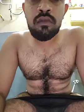 13lusty online show from June 19, 2026, 5:24 am