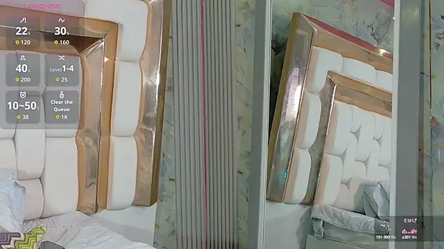 hotiergirl online show from October 3, 2025, 12:28 pm