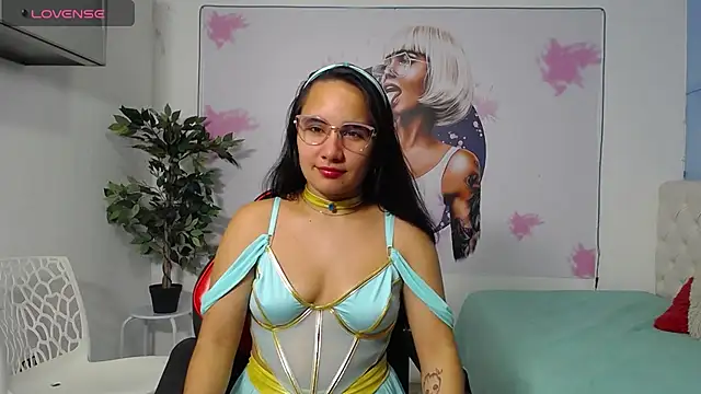 Maylin horny19 online show from April 16, 2026, 9:39 pm