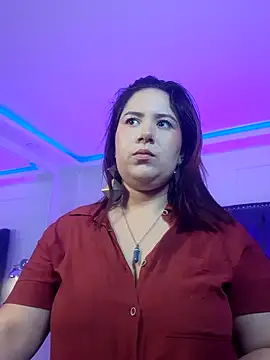 Snapshot of zoes_milee chatting on October 3, 2025, 11:23 am zoes milee online show from October 3, 2025, 11:23 am