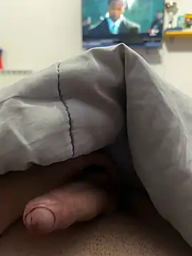 Snapshot of lucarioos06 chatting on January 15, 2025, 9:51 pm lucarioos06 online show from January 15, 2025, 9:51 pm