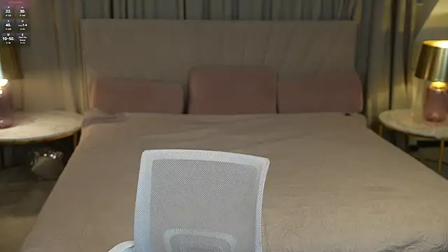 Snapshot of Lika_Secret_ chatting on October 2, 2025, 6:44 pm Lika Secret online show from October 2, 2025, 6:44 pm