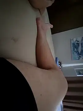 Snapshot of Rzemtsefg chatting on September 22, 2025, 9:54 pm Rzemtsefg online show from September 22, 2025, 9:54 pm