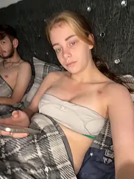 Snapshot of VioletxBlue chatting on October 23, 2025, 11:53 am VioletxBlue online show from October 23, 2025, 11:53 am