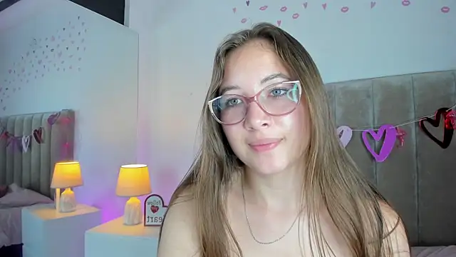 Snapshot of Dahlia_Rousse chatting on March 23, 2025, 7:31 am Dahlia Rousse online show from March 23, 2025, 7:31 am