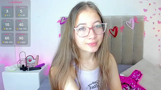 Snapshot of Dahlia_Rousse chatting on February 15, 2025, 2:00 pm Dahlia Rousse online show from February 15, 2025, 2:00 pm