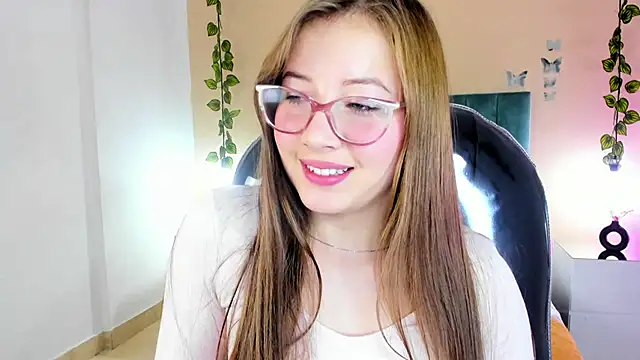 Snapshot of Dahlia_Rousse chatting on November 30, 2025, 8:48 am Dahlia Rousse online show from November 30, 2025, 8:48 am