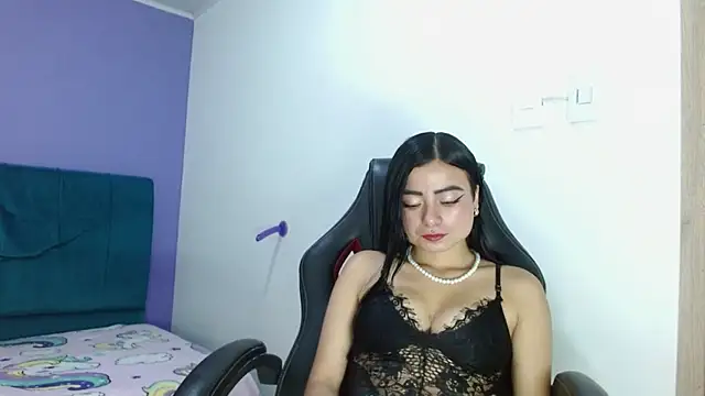 Snapshot of astreajonescm101 chatting on January 15, 2025, 11:53 am astreajonescm101 online show from January 15, 2025, 11:53 am