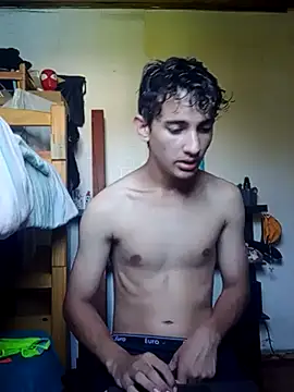 Snapshot of maxi_god chatting on March 5, 2025, 5:29 pm maxi god online show from March 5, 2025, 5:29 pm