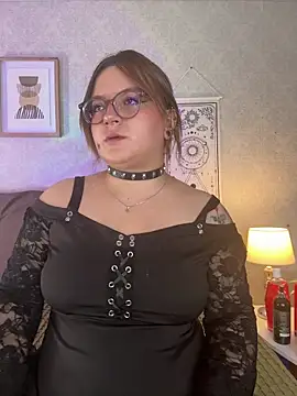 Veronica simons online show from July 1, 2026, 9:48 pm
